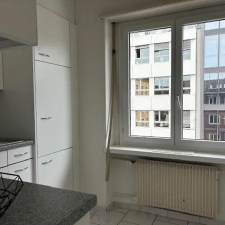 Appartamento Centrally Located Nearby - Cross 8